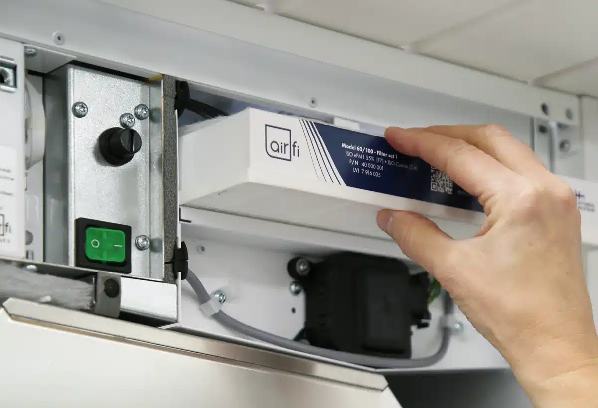 Ilmavaihtokoneen vaihto. Airfi-suodatin ja vaihto ilmanvaihtokoneeseen